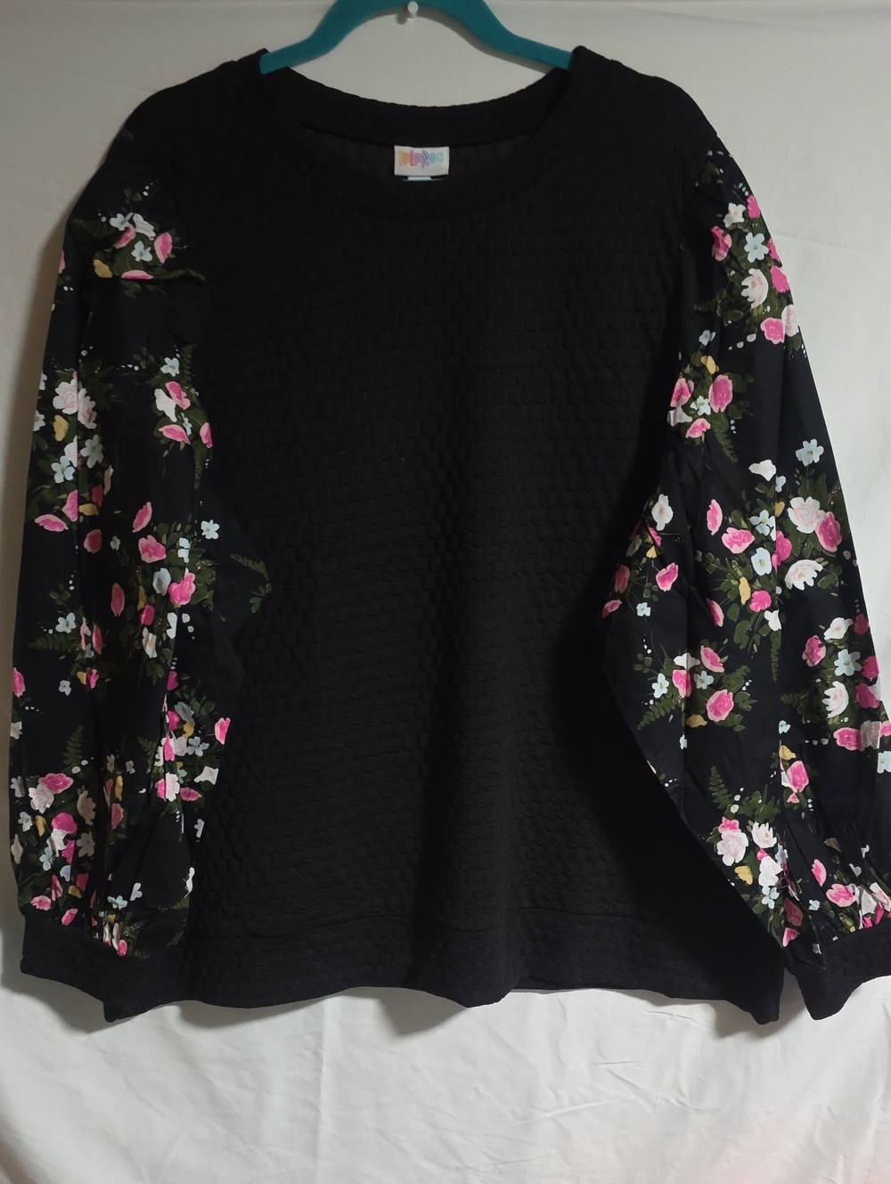 LuLaRoe Kimmy Black Floral Sleeved Sweatshirt